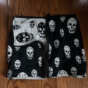 Betsey Johnson reversible black and white skull zip skirt